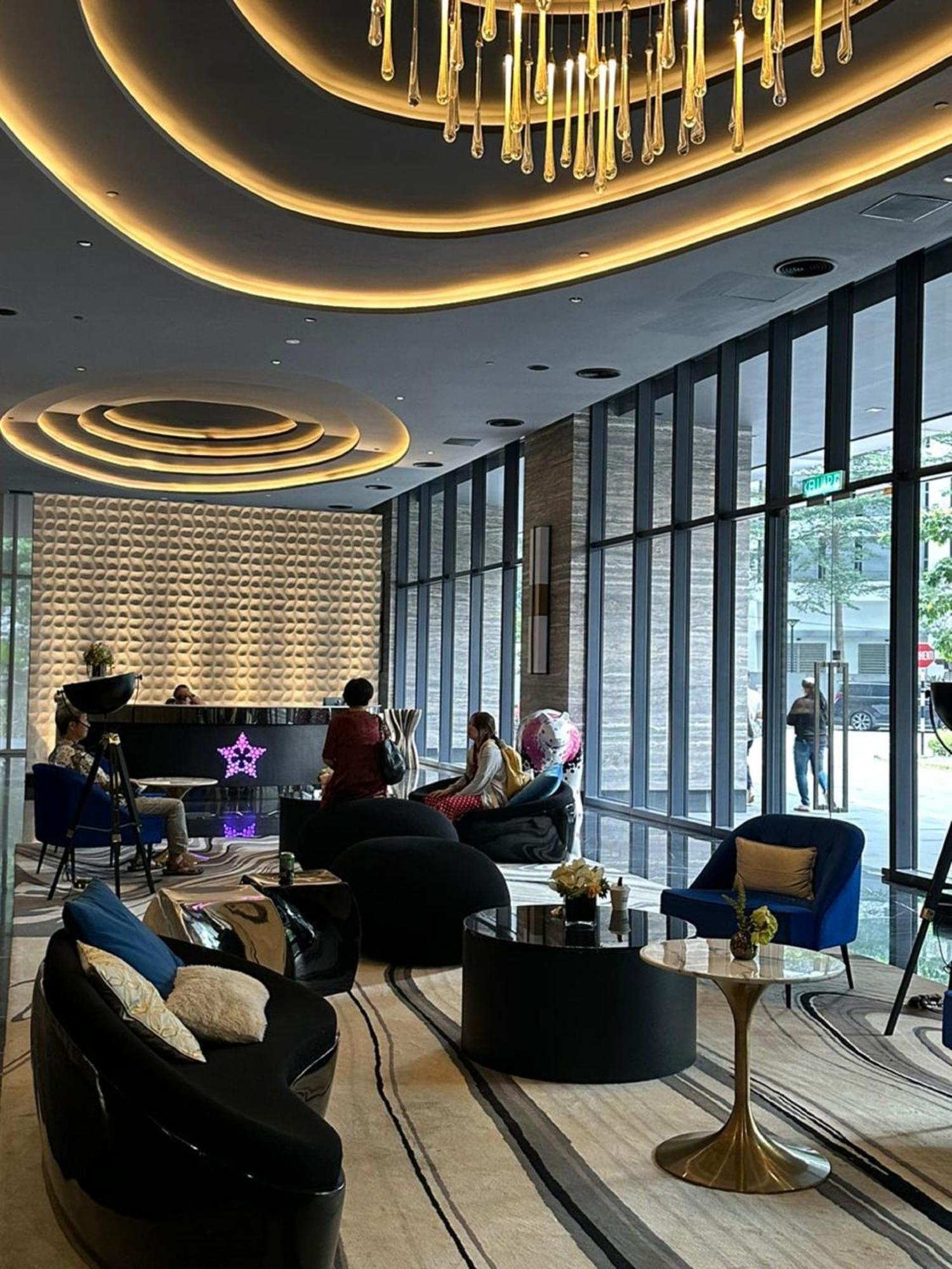Klcc Beyond Hospitality Suites Star Куала Лумпур Екстериор снимка